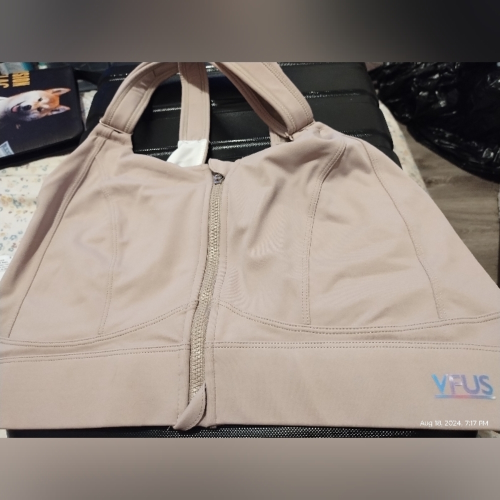 Vfus bra (NWT)